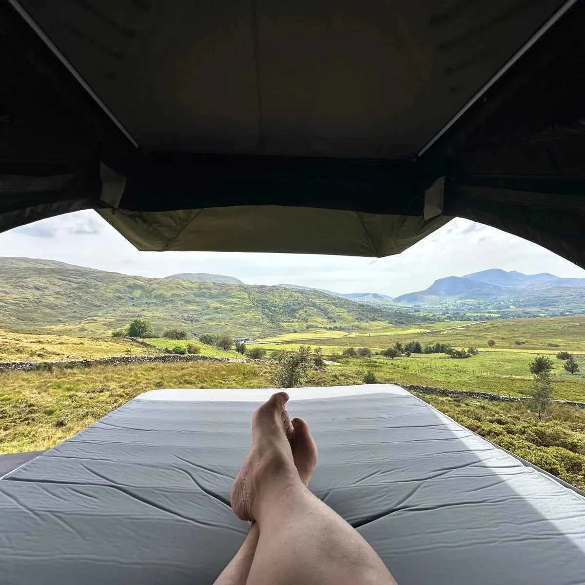 EYRIE Rooftop Tent – Your Elevated Escape Above the Road