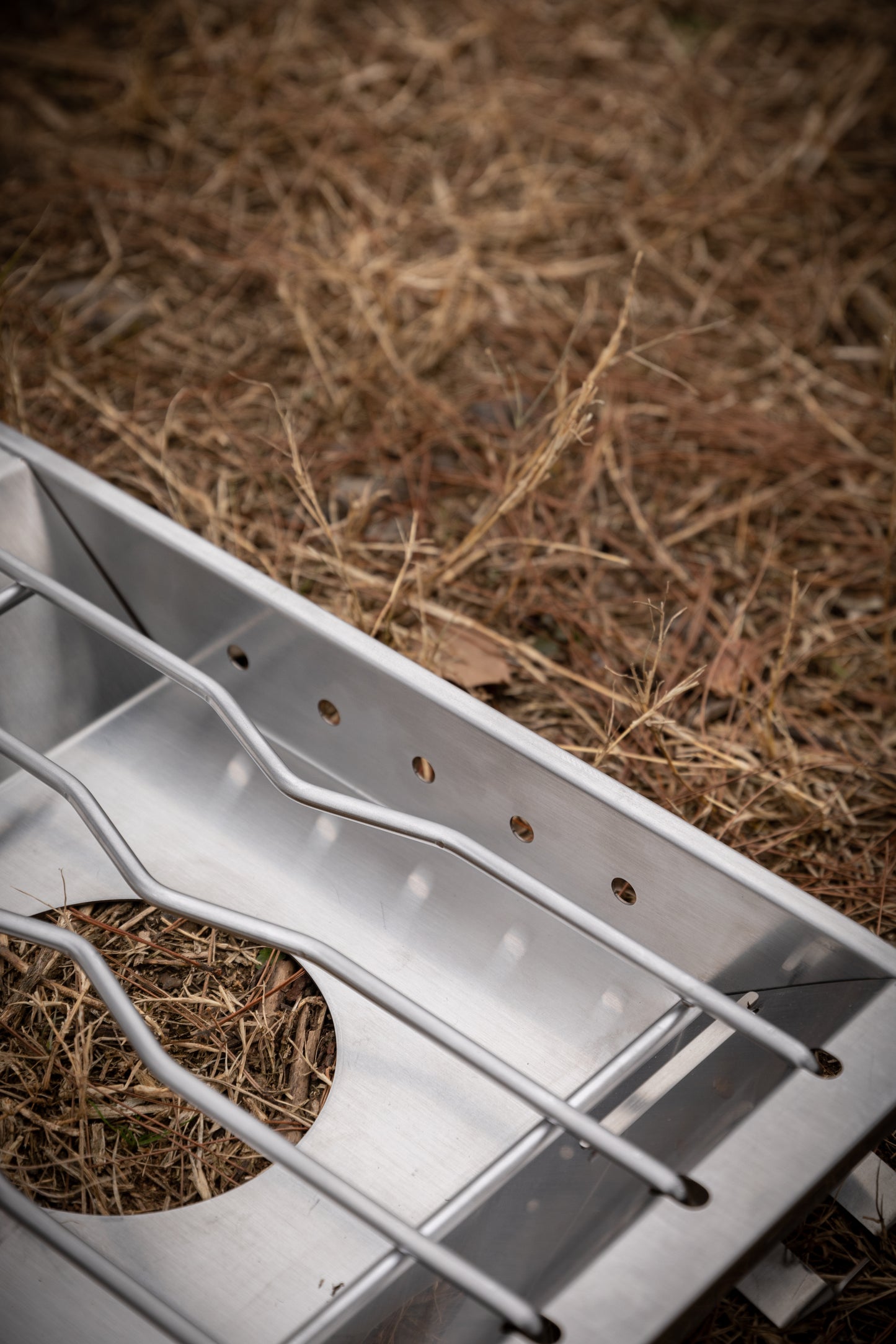 close up of a Metallic grill rack Nomadia CampStation Stove Set - uk camping