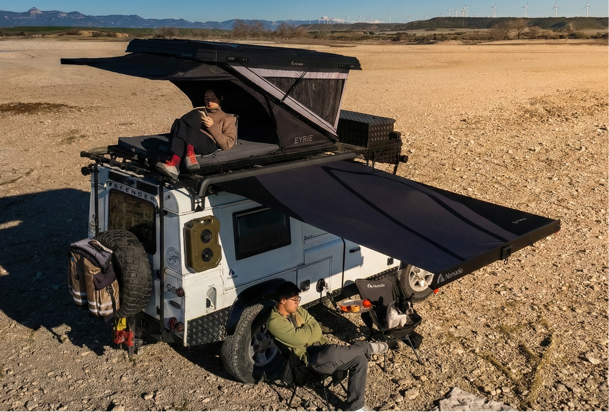 Rental | EYRIE Hard Shell Rooftop Tent