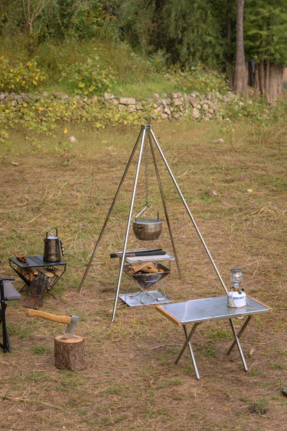 Nomadia Flamo Wild Camping Barbecue Campfire Glamp - Stainless Steel Quadripod - firepit - fire grill - outdoor gear - camping equipment - outdoor cooking - grassland